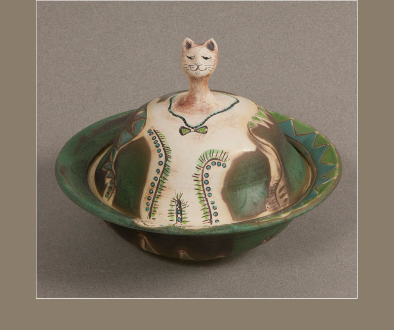 Fat Cat covered bowl